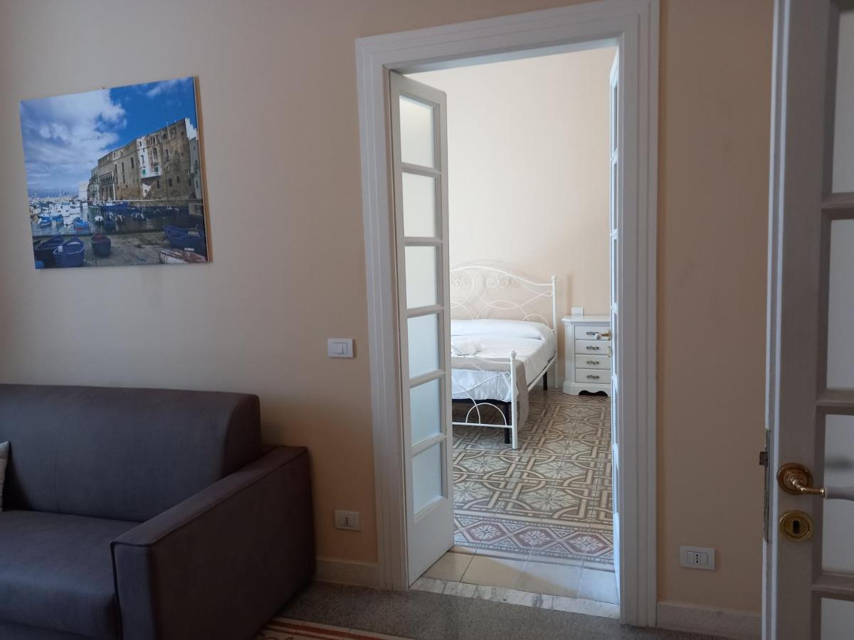 Apartamento Dimora Donna Carmela - Al Centro Di Monopoli Exterior foto