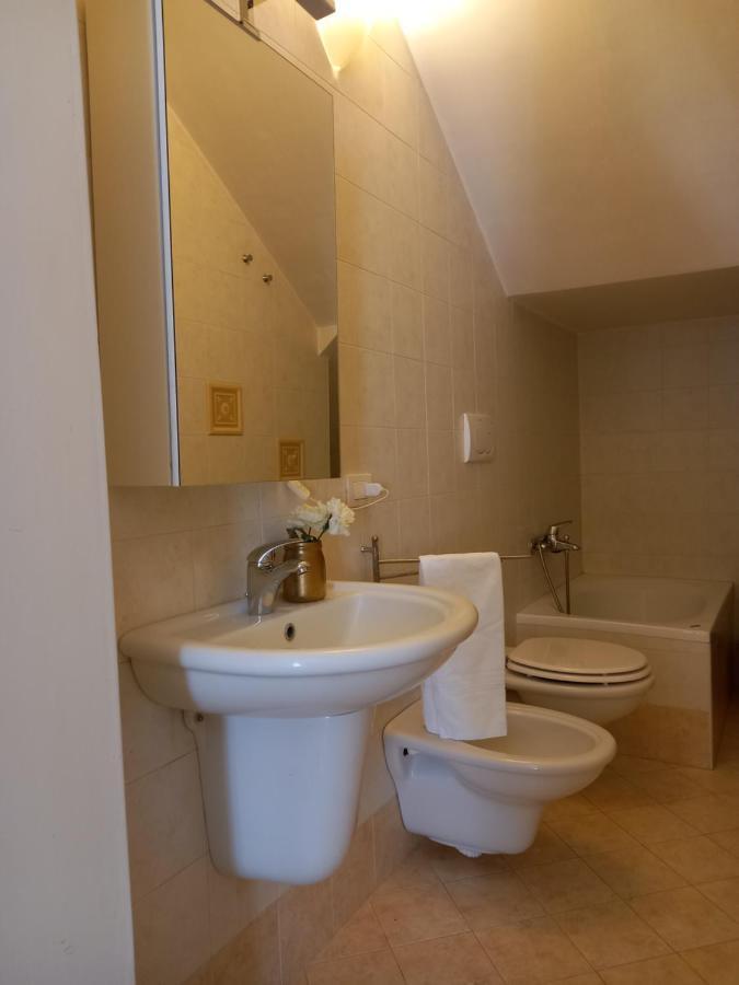 Apartamento Dimora Donna Carmela - Al Centro Di Monopoli Exterior foto